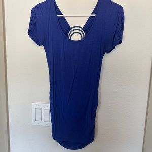 Fitted ring detail cutout top